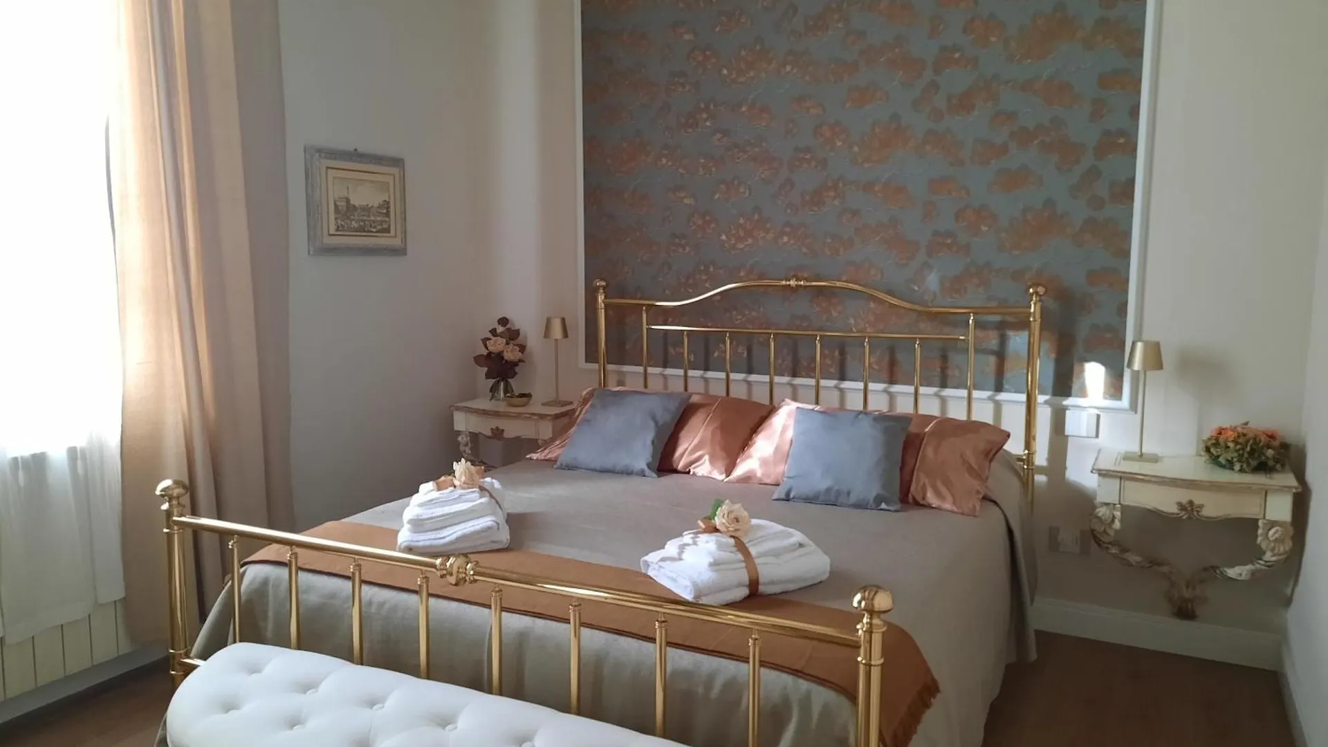 Messer Niccolo - Apartment In Florence Italy